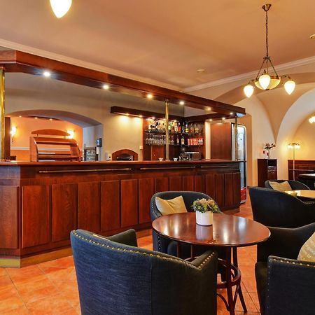 Alexander Hotel Stribro Bagian luar foto