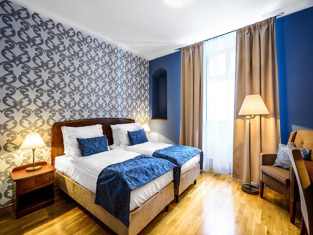 Alexander Hotel Stribro Ruang foto