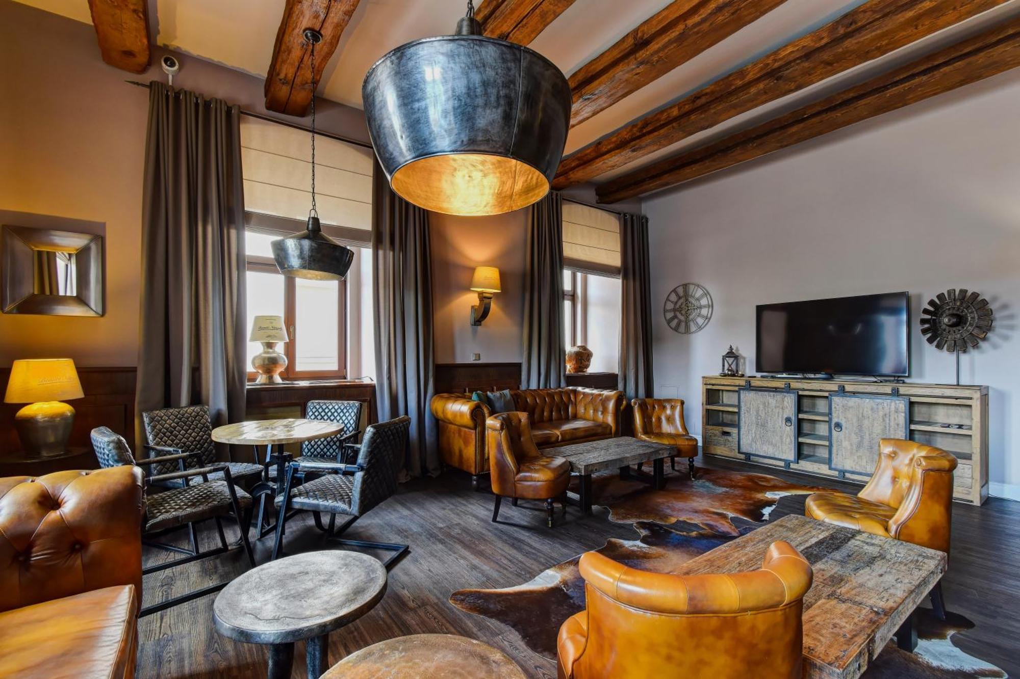 Alexander Hotel Stribro Bagian luar foto